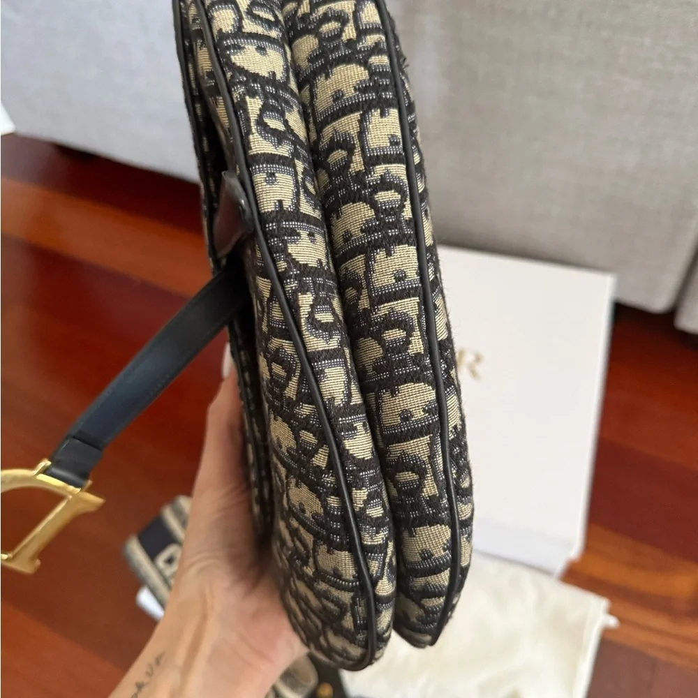 Christian Dior Saddle Bag – Oblique Canvas with Gold Hardware + Logo Strap - Picture 10 of 14